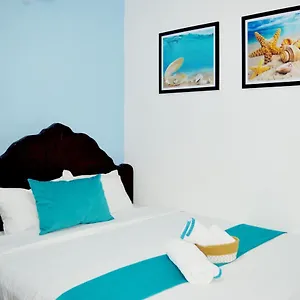 Amueblado Caribe: Convenient Airport Retreat Santo Domingo